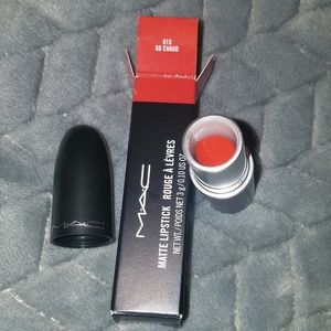 MAC matte lipstick "So Chaud"